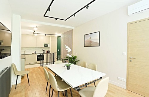 Quartier Saint-Ambroise Condo | Charmant appartement 8 personnes