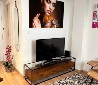 Poincare Apartment | Charmant duplex privatisé, climatisé, 2 chambres