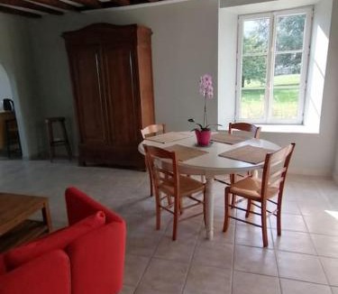 Mareuil-en-Brie House | Charmant gîte : Les flambeaux