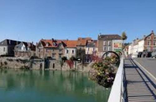 La Ferte-sous-Jouarre Apartment | Charmant studio coup de cœur Disney