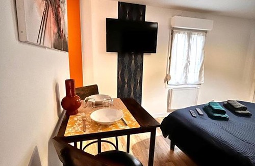 Chartres Apartment | Charmant studio en plein centre ville de Chartres