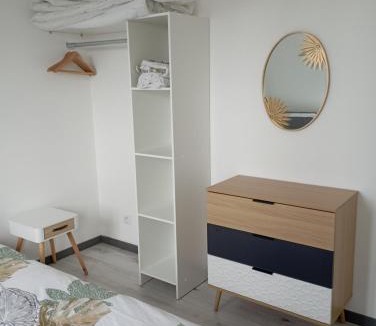 Coudekerque-Branche Apartment | Charmant T2 proche Dunkerque