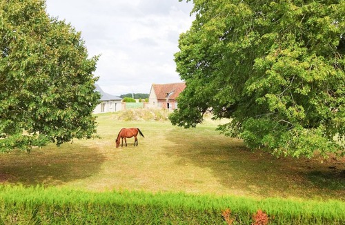 Mesnils-sur-Iton Villa | Charmante Maison de Campagne au Calme