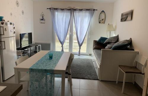 Quend-Plage-les-Pins House | Charmante Maisonnette Proche de la Mer avec Jardin, Parking, et Toutes Commodités à Quend-Plage - FR-1-482-73