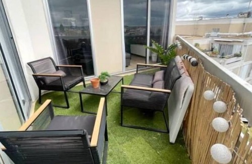 Soisy-sous-Montmorency Apartment | Charme Près de Paris : Élégance Urbaine