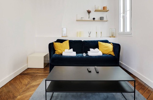 Quartier Saint-Ambroise Apartment | Charming 2 rooms high marsh - 2P - Mobility lease