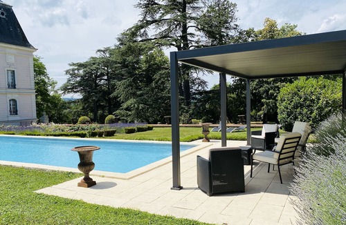 Cluny Apartment | Charming apartment 2 km from the center of Cluny