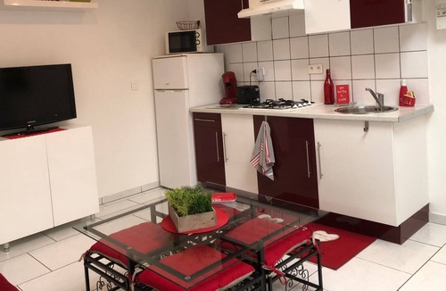 Troyes Apartment | CHARMING APARTMENT CLOSE TO ALL SHOPS