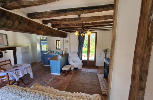 Lignac Cottage | Charming Cottage in Berry with Private Terrace and Shared Garden, Near Brenne Ponds and Futuroscope