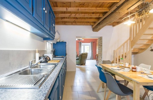 Sainte-Croix-Hague Cottage | Charming Cottage with Garden, Near the Beach, WiFi, and Family-Friendly Amenities