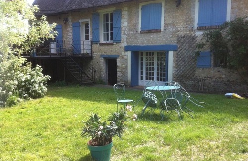 La Roquette House | Charming country house with greenhouse