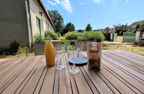 Arthon Cottage | Charming Countryside Getaway: Spacious Home with Private Garden and Easy Access to Local Attractions
