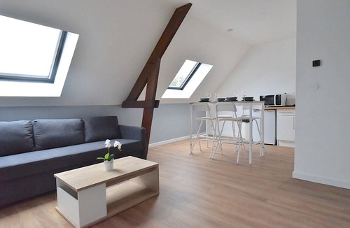 Vert-le-Grand Apartment | Charming, fully-equipped, refurbished F2.