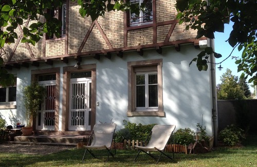 Colmar Cottage | Charming holiday apartment LE PETIT PARC in Colmar - Duplex with garden