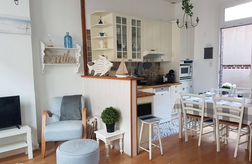 Trouville-sur-Mer House | Charming house with small courtyards/center of Trouville/3 bedrooms/80m²