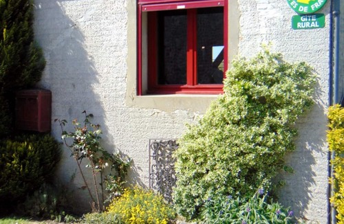 Willies Apartment | Charming house with garden, near Val Joly, pets allowed, WiFi
