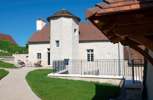 Fondremand Cottage | Charming renovated cottage with fireplace in Fondremand