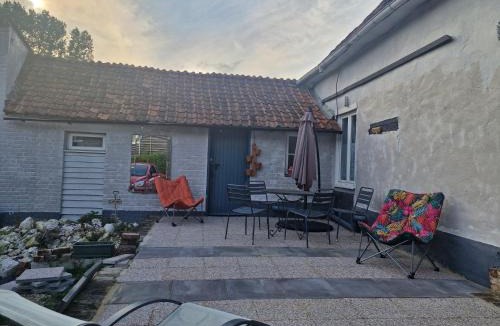 Fontaine-l'Etalon House | charming rustic stable conversion