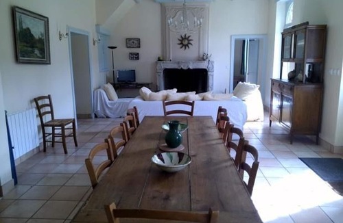 Dureil Cottage | Charming Spacious Cottage with Fireplace, WiFi, and Large Garden Near Sarthe River
