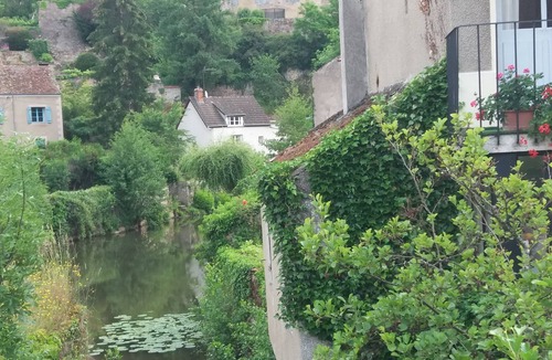 Semur-en-Auxois House | Charming studio in the heart of the medieval city