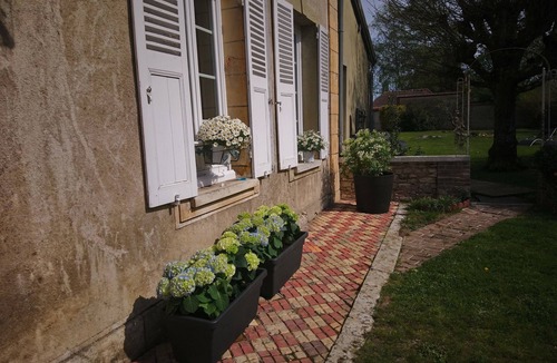 Ecos House | Charming well fitted gîte with all modern conveniences, Wi-Fi and large beds