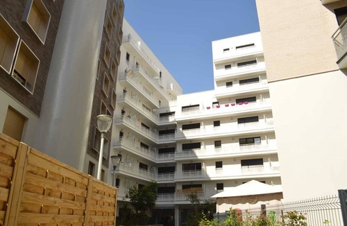 Bobigny Apartment | Cheap Professional Beautiful Studio Apartment