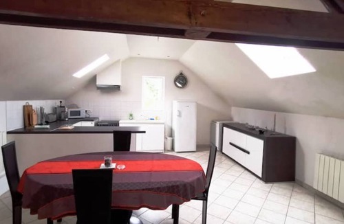 Villiers-en-Desœuvre Apartment | Chez Jean-jack. Appartement Spacieux de 70 m2