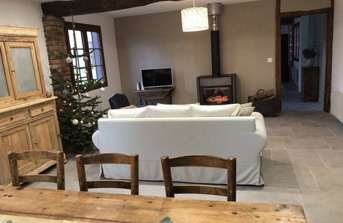 Haucourt House | Chez Jeanne, Maison Avec Jardin Pour 7 Personnes à la Campagne