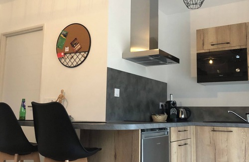 Ribes House | Chez Maurice et Simone Maison Neuve Pour 8 Personnes