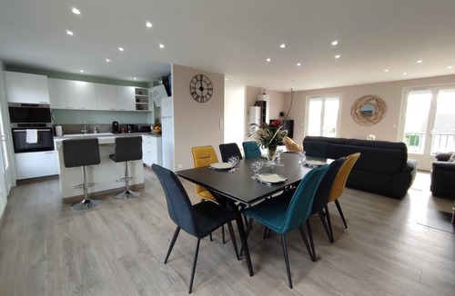 Les Loges House | Chez Mimi - LES LOGES
