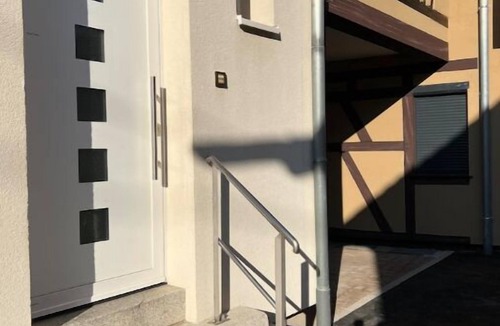 Drusenheim Apartment | Chic Studio Black & Gold | Business & Romantic Stay | Netflix, - Near Strasbourg