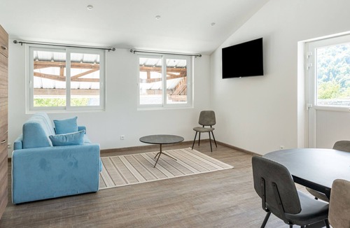 Jumieges Apartment | Coeur de Lion - One Bedroom Apartment, Sleeps 4