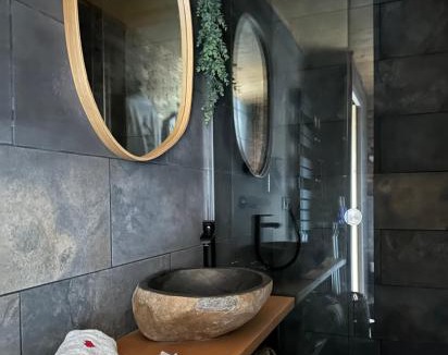 Cramoisy Bed & Breakfast | Coeur de Lodge spa privatif