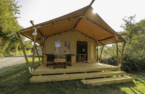 Signy-lAbbaye Apartment | Comet Glamping Tent, Ardennes