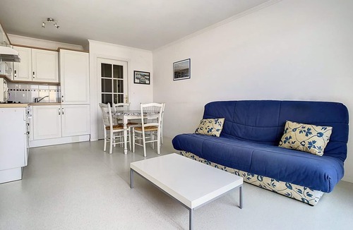 Stella-Plage Apartment | Comfortable 2-Bedroom Apartment 100m from the Beach with Parking