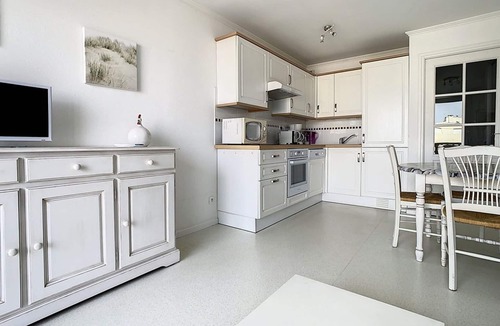 Stella-Plage Apartment | Comfortable 2-Bedroom Apartment 100m from the Beach with Parking