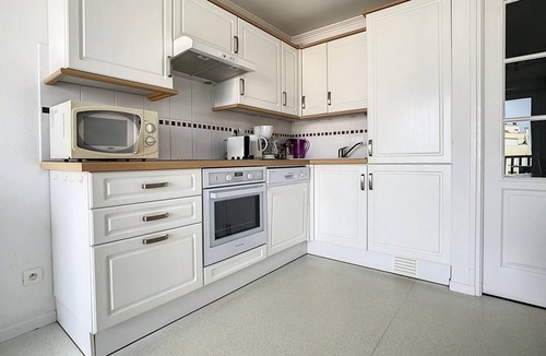 Stella-Plage Apartment | Comfortable 2-Bedroom Apartment 100m from the Beach with Parking
