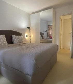 Levallois-Perret House | Comfortable rooms for Working - Levallois