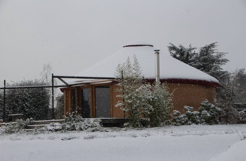 Argentonnay House | Comfortable yurt on the edge of the valley.