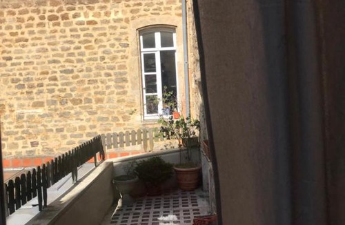 Ville Haute Apartment | Comme à la maison