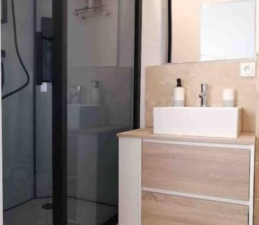 Cap Esterel Apartment | Complexe Cap Esterel village ,vue mer studio avec parking