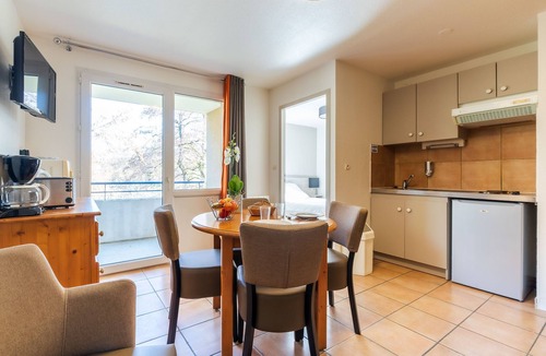 Lons-le-Saunier Condo | Confortable T2 | À 800m du centre ville !