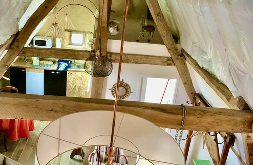 Ceton Bed & Breakfast | Continuation of Les Étoiles du manoir de La Barre created in the frame in 2022