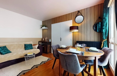 Noisy-le-Grand Apartment | Cosy&Chill Apartment Near Disney and Paris - 3min from train station