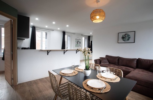 Eu Apartment | Cosy, modern apartment