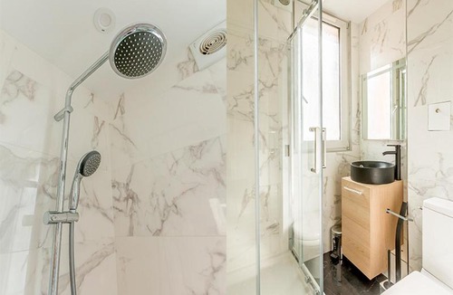 Levallois-Perret Apartment | COSY STUDIO LEVALLOIS SO OUEST v24