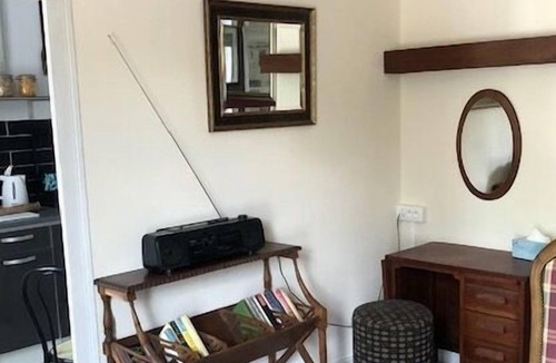 L'Isle-Jourdain Apartment | Cosy sudio apartment