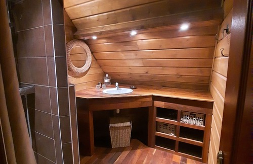 Fatouville-Grestain Cottage | Cottage for 2/4 people with swimming pool near Honfleur/sauna