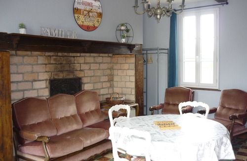 Camps-en-Amienois House | Cottage in a green setting to relax