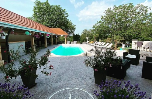 Villers-sur-Port Cottage | Cottage 'La Campagne' with Private Pool, Private Terrace and Wi-Fi